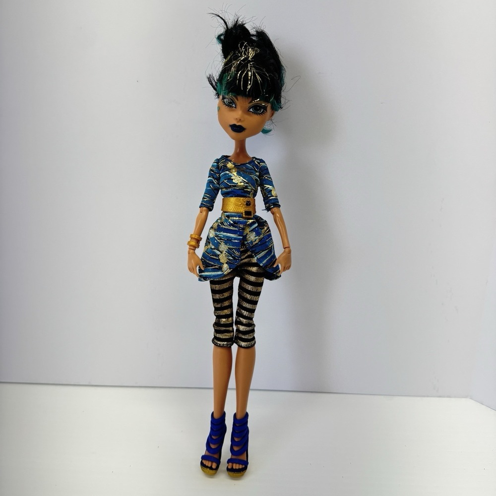 Monster high cleo de nile picture day doll 2008 first wave